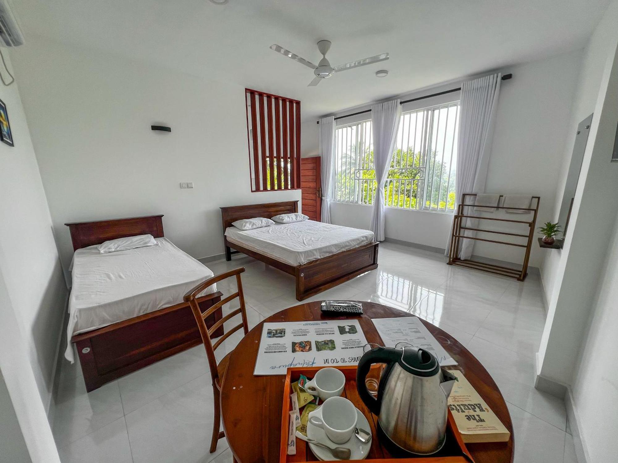 Meridian Holiday Resort 拉特纳普勒 外观 照片
